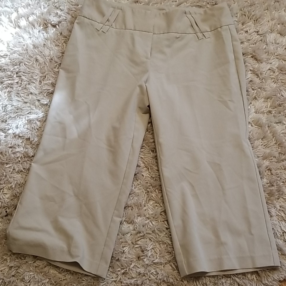 Dress capris
